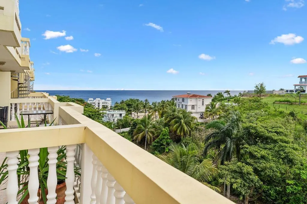 アパート Puntas Rincon Villa 301 With Private Rooftop Terrace プエルトリコ